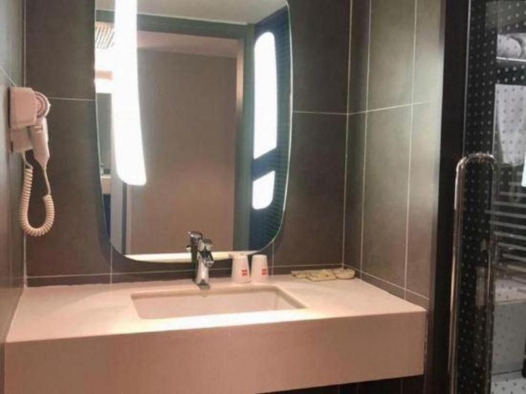 Ibis Wuxi Jiangnan University Екстер'єр фото