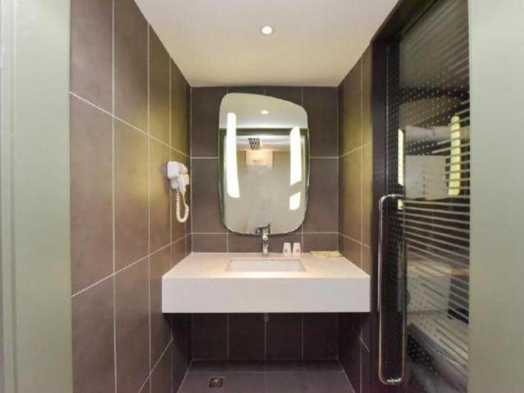 Ibis Wuxi Jiangnan University Екстер'єр фото